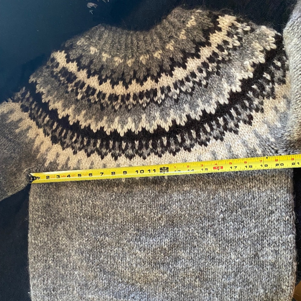 Authentic heavy Icelandic Wool sweater - Picture 7 of 8